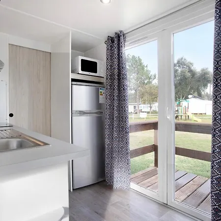 T2 I - 15 Min From Nazare